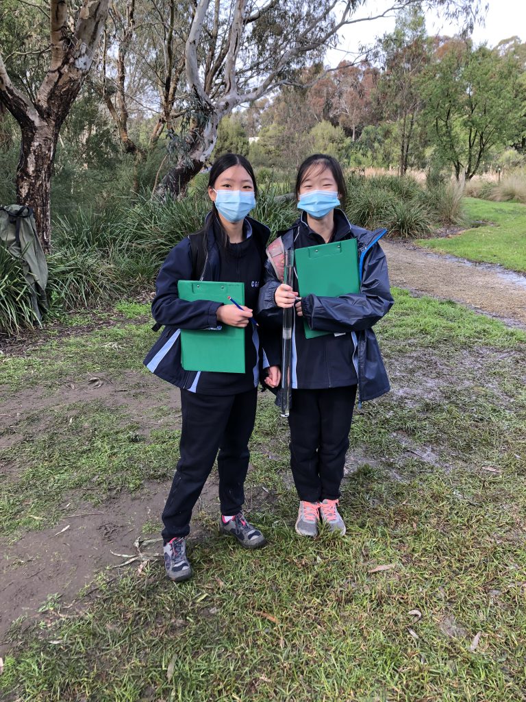 Year 7 students on a field trip at the Glen Iris wetlands.