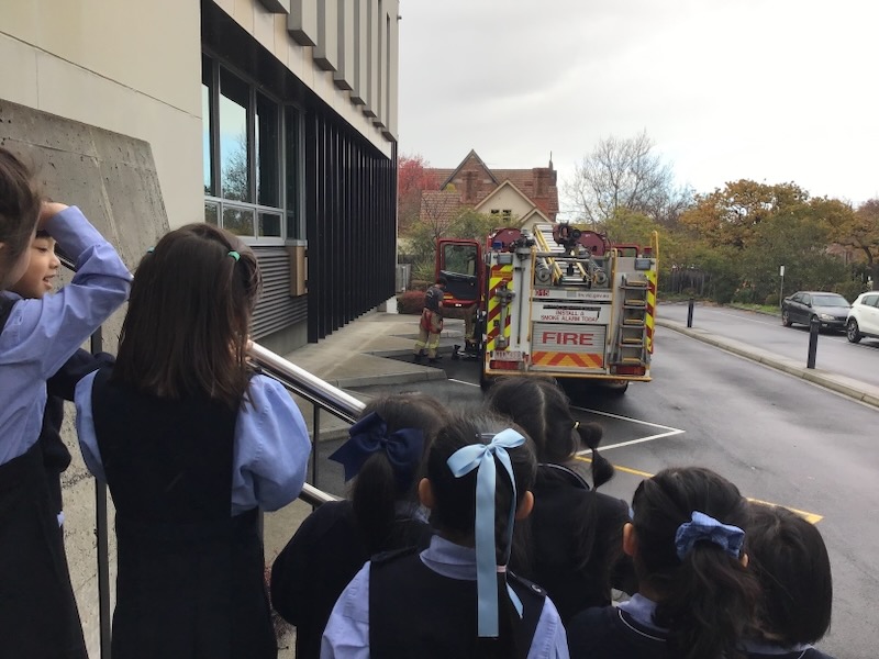_FIREFIGHTERSTruck_600H