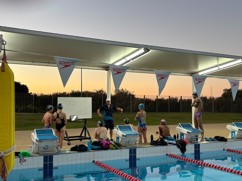 _600HSport_Coaching Moment_Sunset_Sport