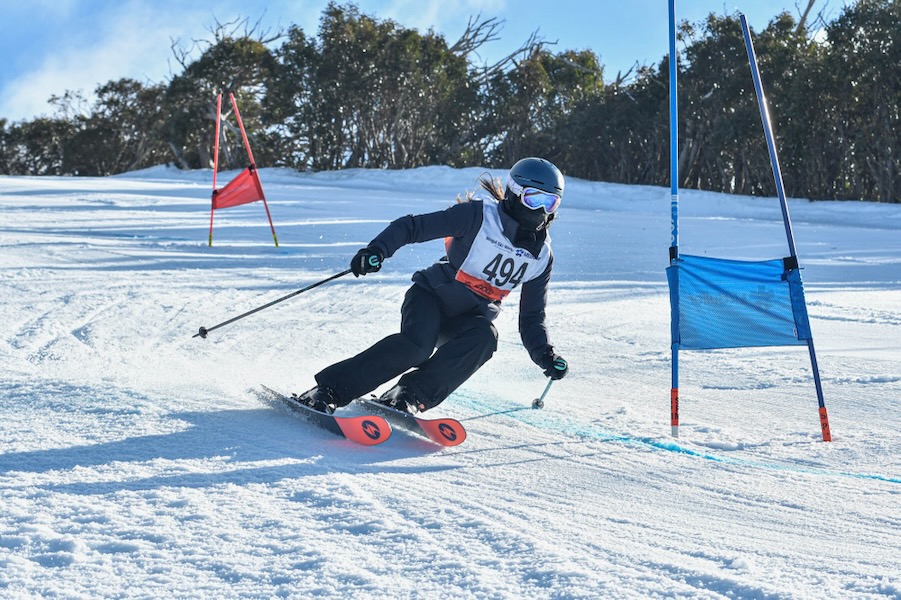 Angel Quah GS Alpine race shot snowsports_600H