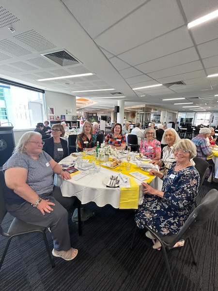 Sapphire Circle 3_600H