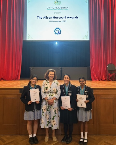 Alison Harcourt Award_1319_600H