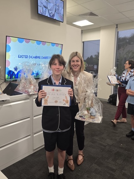 Colouring Comp_Edie easter_600H