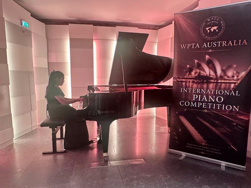 Piano comp photo 4